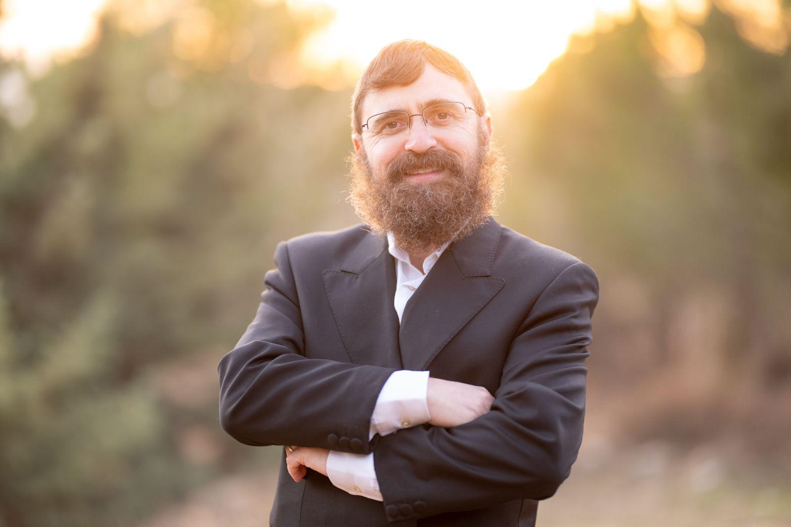Portrait of Jonathan Caras, Chief Executive Officer at Phobos Finance